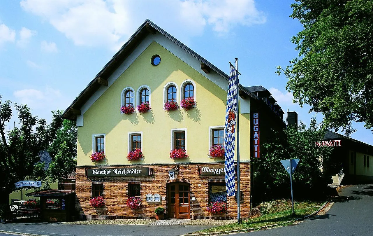 Han/Misafirhane Landgasthof Reichsadler Hochstadt bei Thiersheim